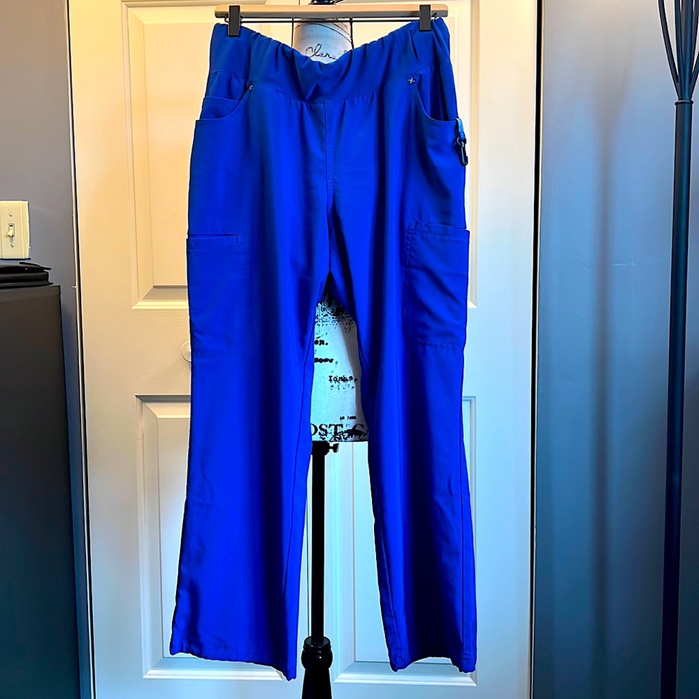 Cherokee I Flex Women’s Petite Scrub Pants